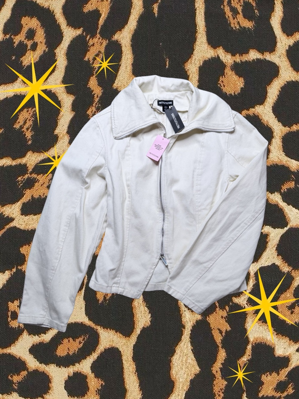 NWT PRETTYLITTLETHING | White Zip-Front Jean Jacket | Women’s US 8